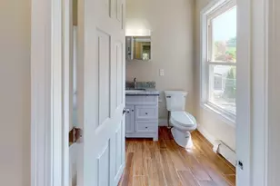 10 5th Ave, Webster, MA 01570 - Photo 8