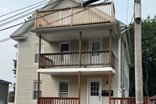 10 5th Ave, Webster, MA 01570 - Photo 2