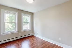 10 5th Ave, Webster, MA 01570 - Photo 16