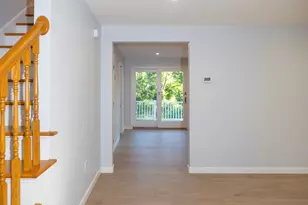 122 Leedham St, Attleboro, MA 02703 - Photo 2