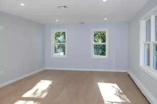 122 Leedham St, Attleboro, MA 02703 - Photo 4
