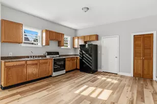 998 Middle, Fall River, MA 02721 - Photo 14