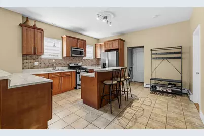 998 Middle, Fall River, MA 02721 - Photo 8
