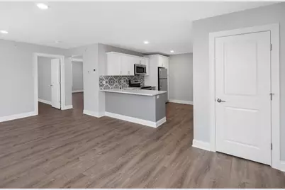 101 California Ave #204, Quincy, MA 02169 - Photo 4