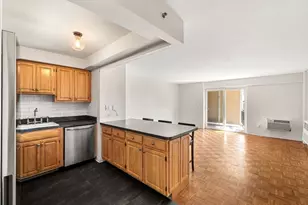 1025 Hancock St, Quincy, MA 02169 - Photo 6