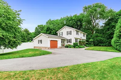 231 Haverhill St, Rowley, MA 01969 - Photo 2
