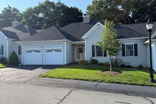 40 Holly Ln, Dracut, MA 01826 - Photo 1