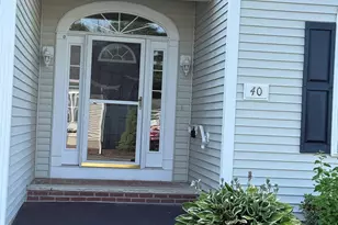 40 Holly Ln, Dracut, MA 01826 - Photo 2