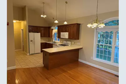40 Holly Ln #40, Dracut, MA 01826 - Photo 10