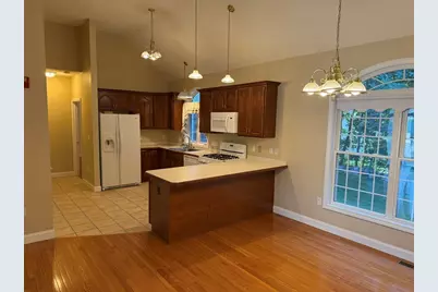 40 Holly Ln #40, Dracut, MA 01826 - Photo 10