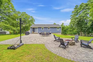 15 Sycamore St, Millbury, MA 01527 - Photo 4