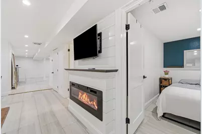 15 Sycamore Street, Millbury, MA 01527 - Photo 14