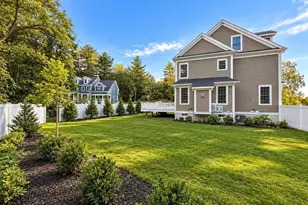 35 Shuttleworth Pl, Dedham, MA 02026 - Photo 4