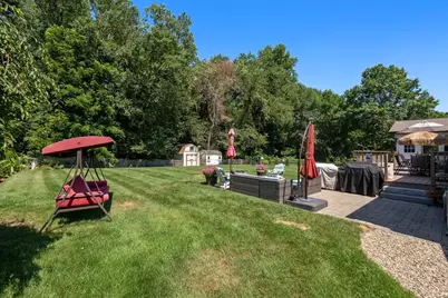 16 Burbank Lane, Lancaster, MA 01523 - Photo 34