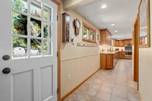 16 Burbank Ln, Lancaster, MA 01523 - Photo 16