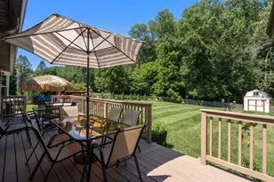 16 Burbank Ln, Lancaster, MA 01523 - Photo 36