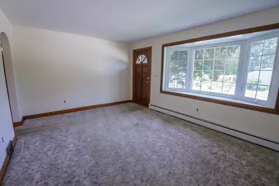 265 Reingold Ave, Fitchburg, MA 01420 - Photo 6