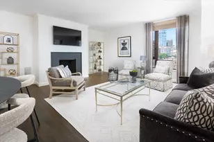 220 Boylston St, Boston, MA 02116 - Photo 2