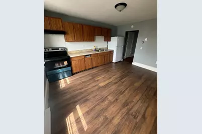 43 Prospect St #3, Ludlow, MA 01056 - Photo 6