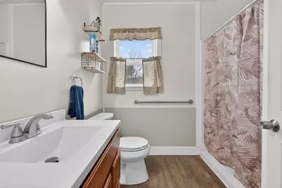 37 West Myrtle #B, Orange, MA 01364 - Photo 8
