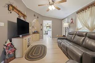 12 Fox Run, Brookfield, MA 01506 - Photo 4