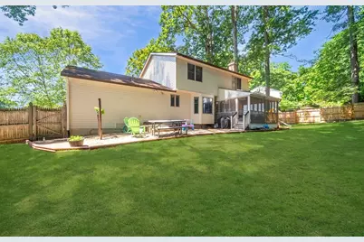 7 Bunker Cir, East Longmeadow, MA 01108 - Photo 34