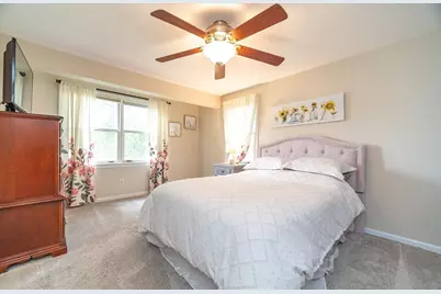 7 Bunker Cir, East Longmeadow, MA 01108 - Photo 18