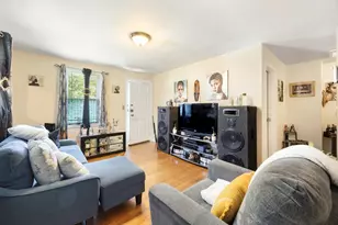 47-49 Farragut St, Springfield, MA 01104 - Photo 8