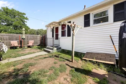 47-49 Farragut St, Springfield, MA 01104 - Photo 14