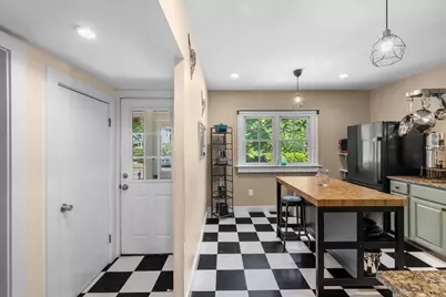 16 Budleigh Avenue, Beverly, MA 01915 - Photo 10