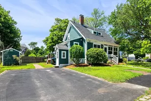 16 Budleigh Ave, Beverly, MA 01915 - Photo 32