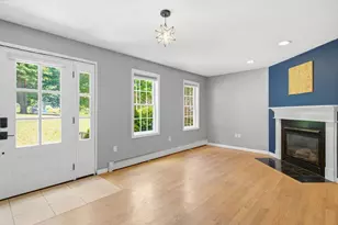 11 Navajo St, Hubbardston, MA 01452 - Photo 4