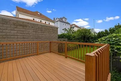 115 Thompson St, New Bedford, MA 02740 - Photo 4