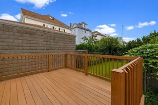 115 Thompson St, New Bedford, MA 02740 - Photo 4