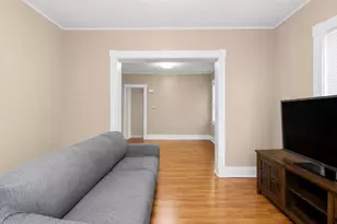 115 Thompson St, New Bedford, MA 02740 - Photo 8