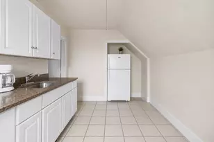 115 Thompson St, New Bedford, MA 02740 - Photo 32
