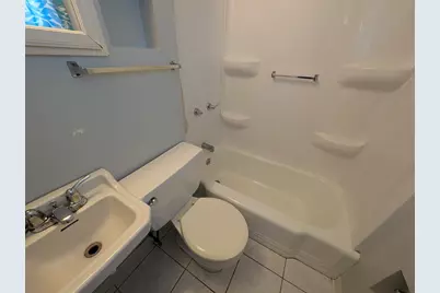 340 Fountain St, Fall River, MA 02721 - Photo 14