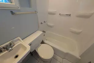 340 Fountain St, Fall River, MA 02721 - Photo 14