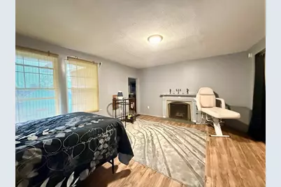 54 Ridgewood Pl, Springfield, MA 01105 - Photo 22