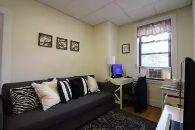 120 Babcock St #32B, Brookline, MA 02446 - Photo 1