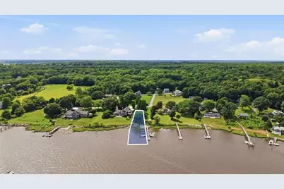 1746E Drift Rd, Westport, MA 02790 - Photo 10