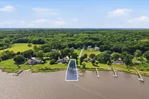 1746E Drift Rd, Westport, MA 02790 - Photo 10