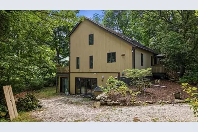 1746E Drift Rd, Westport, MA 02790 - Photo 2