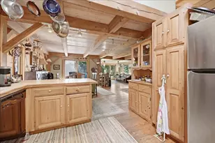 1746E Drift Rd, Westport, MA 02790 - Photo 20