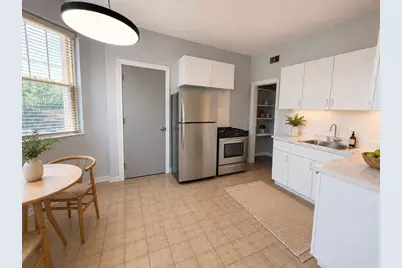 394 Riverway #10, Boston, MA 02115 - Photo 6