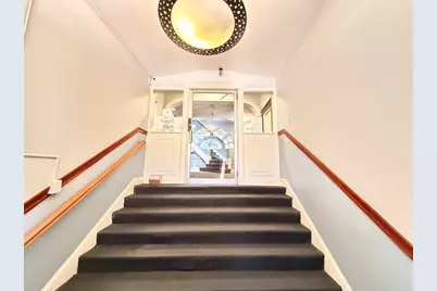 394 Riverway #10, Boston, MA 02115 - Photo 10