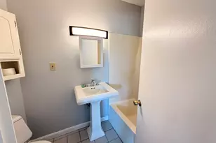 394 Riverway, Boston, MA 02115 - Photo 4
