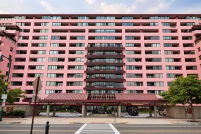 350 Revere Beach Blvd #2G, Revere, MA 02151 - Photo 1