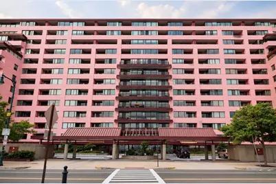 350 Revere Beach Blvd #2G, Revere, MA 02151 - Photo 1