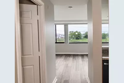 350 Revere Beach Blvd #2G, Revere, MA 02151 - Photo 4